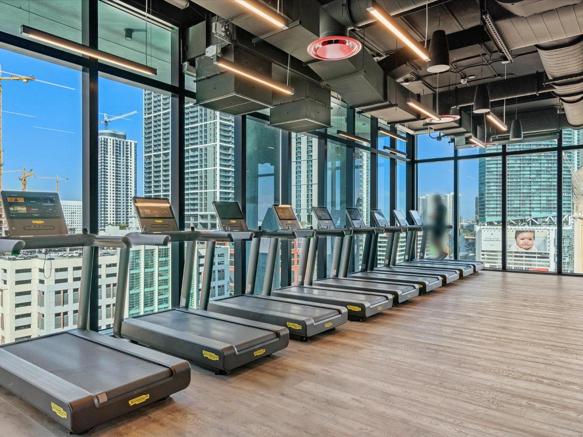 Mvr - Presidential With Miami-s Views Apartment
