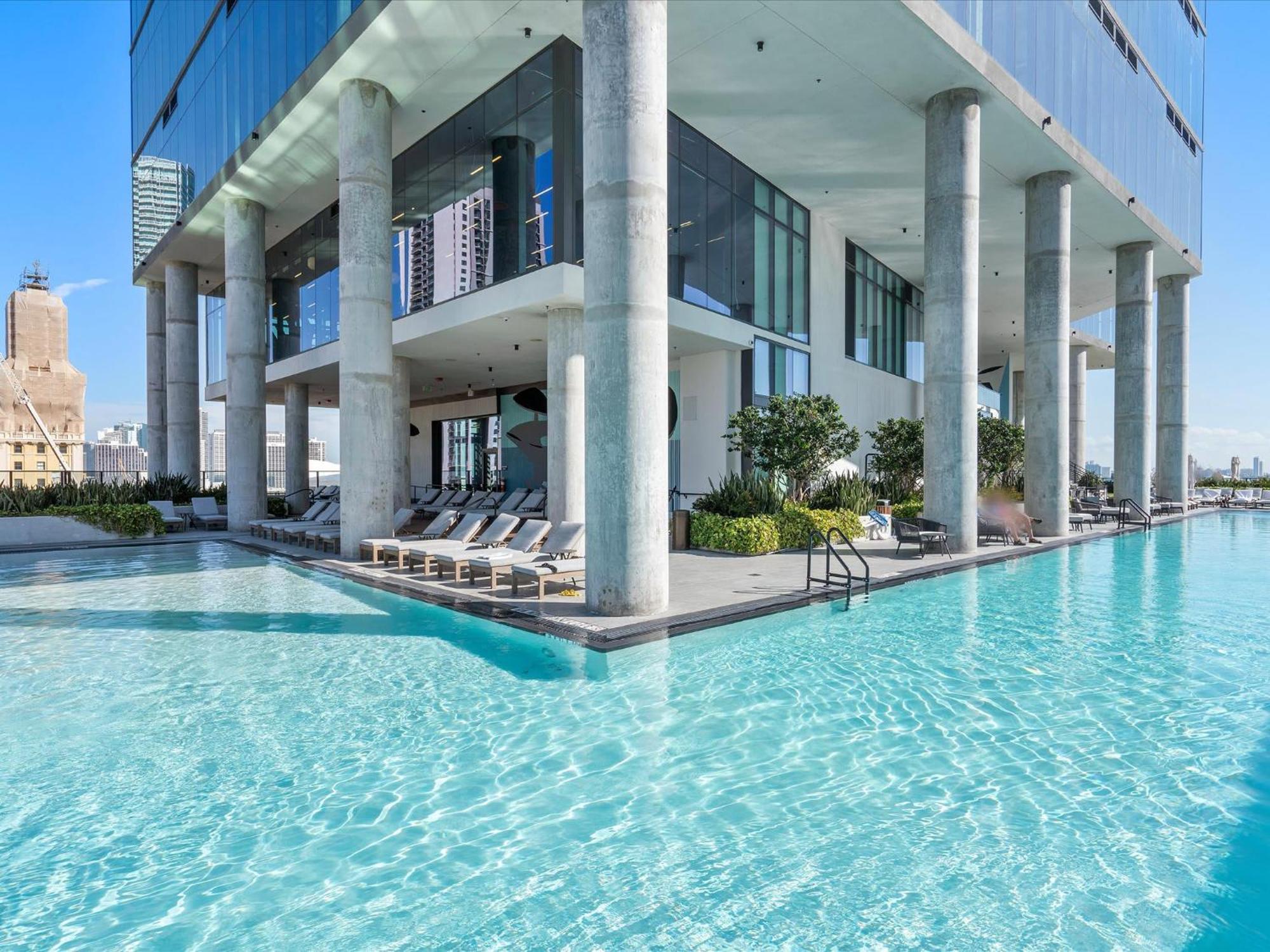 Apartment Mvr - Presidential With Miami-s Views *
